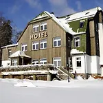 Waldhotel Auszeit Hotel