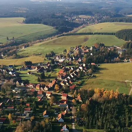 Waldhotel Auszeit Mit Restaurant & Cafe