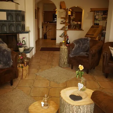 Waldhotel Auszeit Mit Restaurant & Cafe Hotel