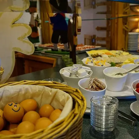 Waldhotel Auszeit Hotel Tanne