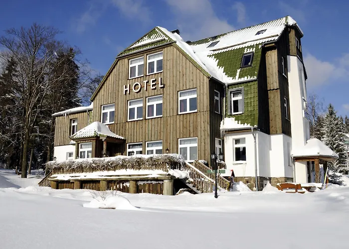 Waldhotel Auszeit ホテル