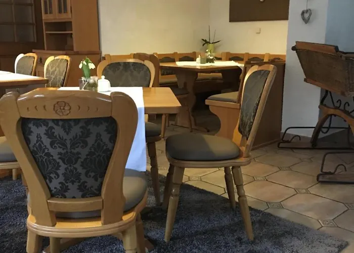 Waldhotel Auszeit טאנה